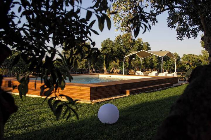 Villa per 9 persone, con giardino e balcone in Polignano a Mare