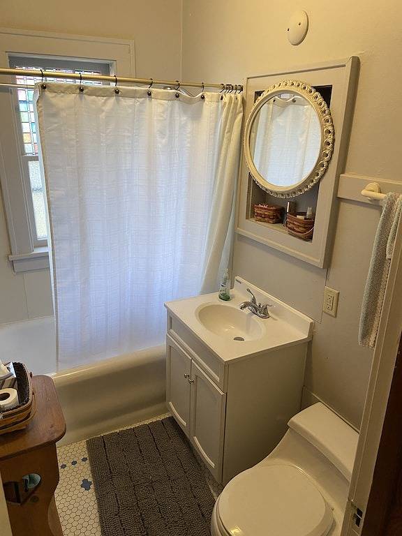 Quiet townhouse close to everything. in Mequon, Ozaukee County