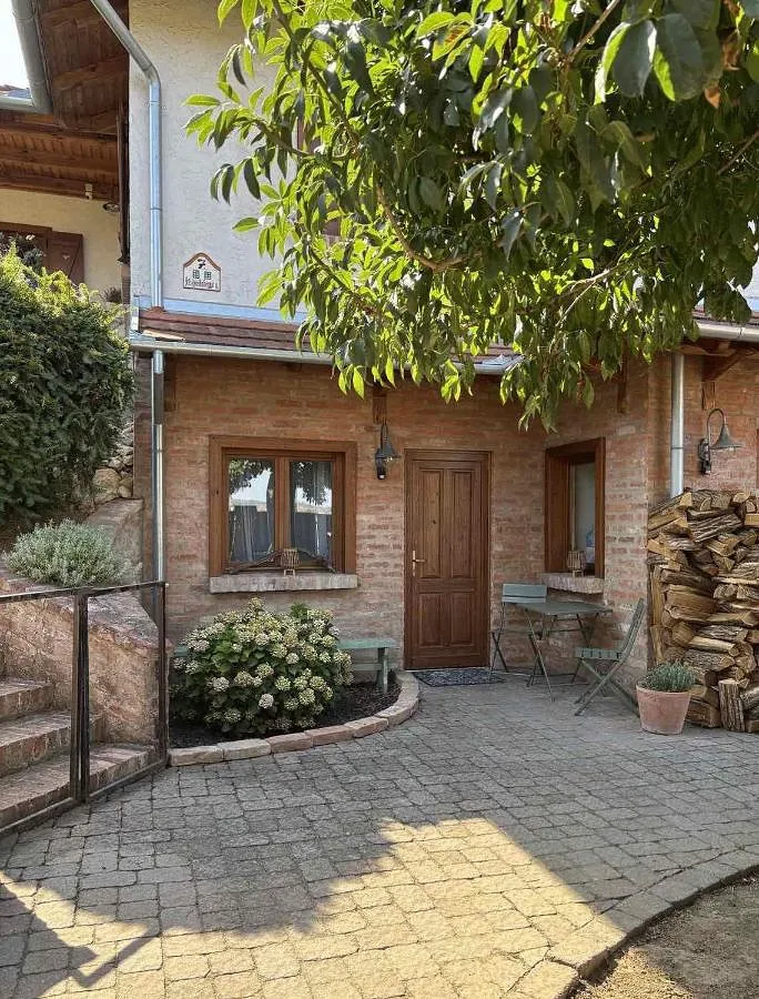 Ferienwohnung für 3 Personen, mit Terrasse und Garten, mit Haustier - 1