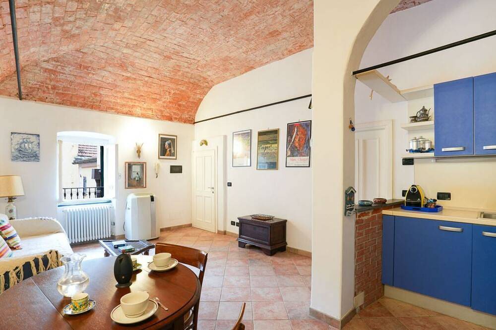 Entire apartment, Noli Center Apartment in Noli, Riviera di Ponente
