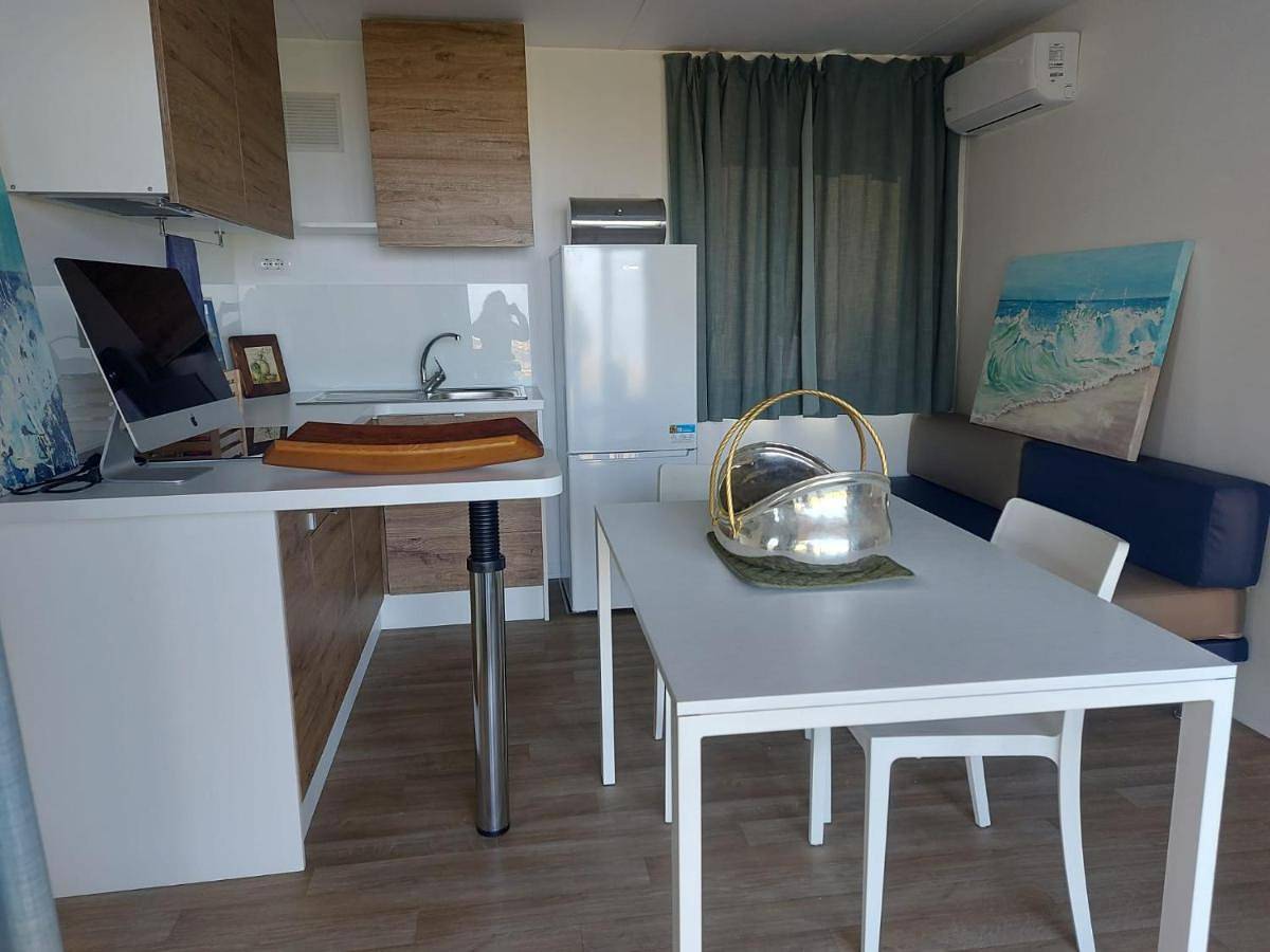 Deluxe Bungalow with Sea View in San Vincenzo, Costa degli Etruschi