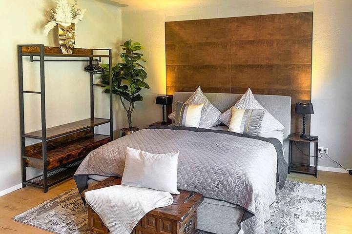 Ferienwohnung für 4 Personen, mit Whirlpool und Garten in Saarbrücken - 2