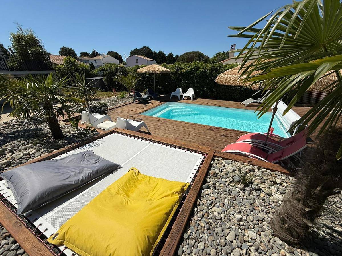 Maison 8/10 pers / piscine chauffée / St Palais sur Mer in Saint-Palais-sur-Mer, Côte de Beauté