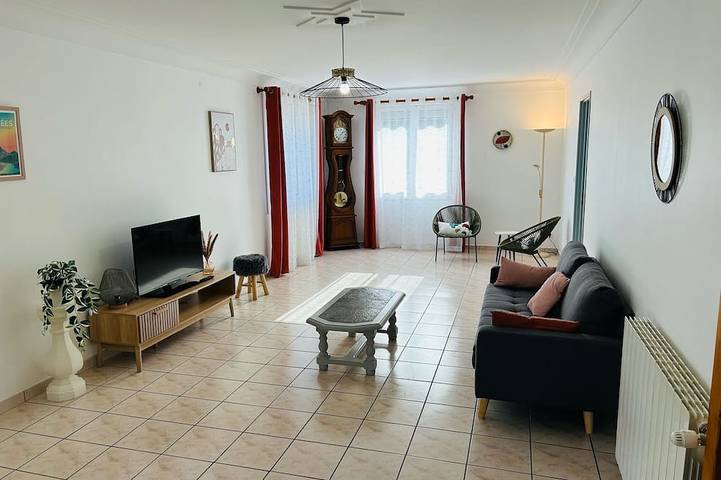 Location de vacances pour 4 personnes, avec jardin à Adast