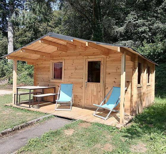 Camping pour 4 personnes, avec jardin, animaux acceptés