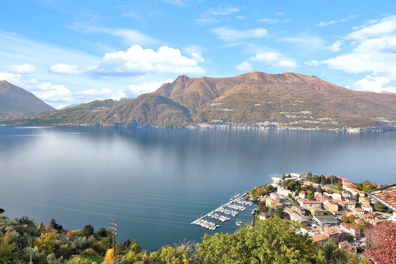 Ganze Wohnung, Ferienwohnung 'Vista Sul Lago Di Como' mit Seeblick, Privatterrasse und Wi-Fi in Bellano, Westliche Bergamo-Alpen