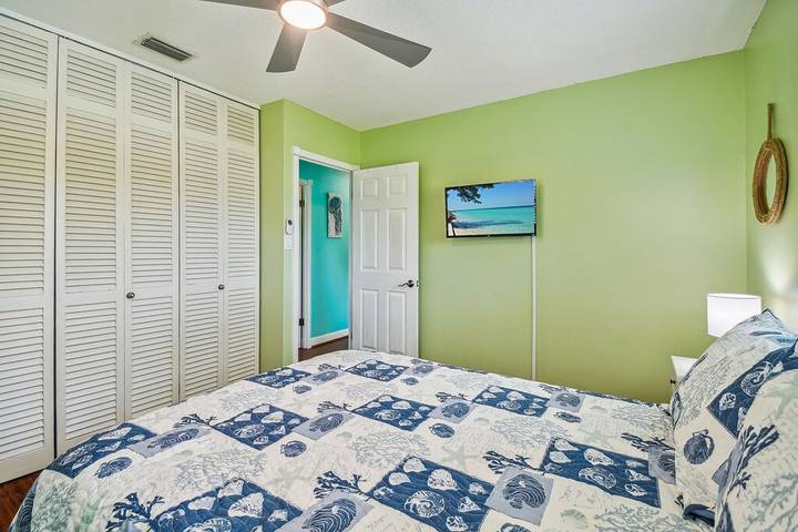 Vacation rental for 7 people, with terrace and yard in North Port FL