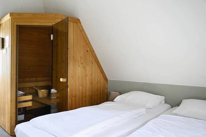 Ferienpark für 8 Personen, mit Sauna und Terrasse in Friesland - 2