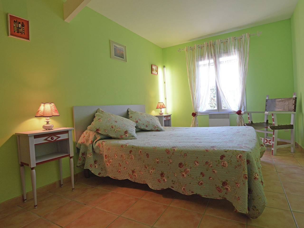 Saint-Maximin : Piscine et Calme in Saint-Maximin (Nimes), Région de Nîmes