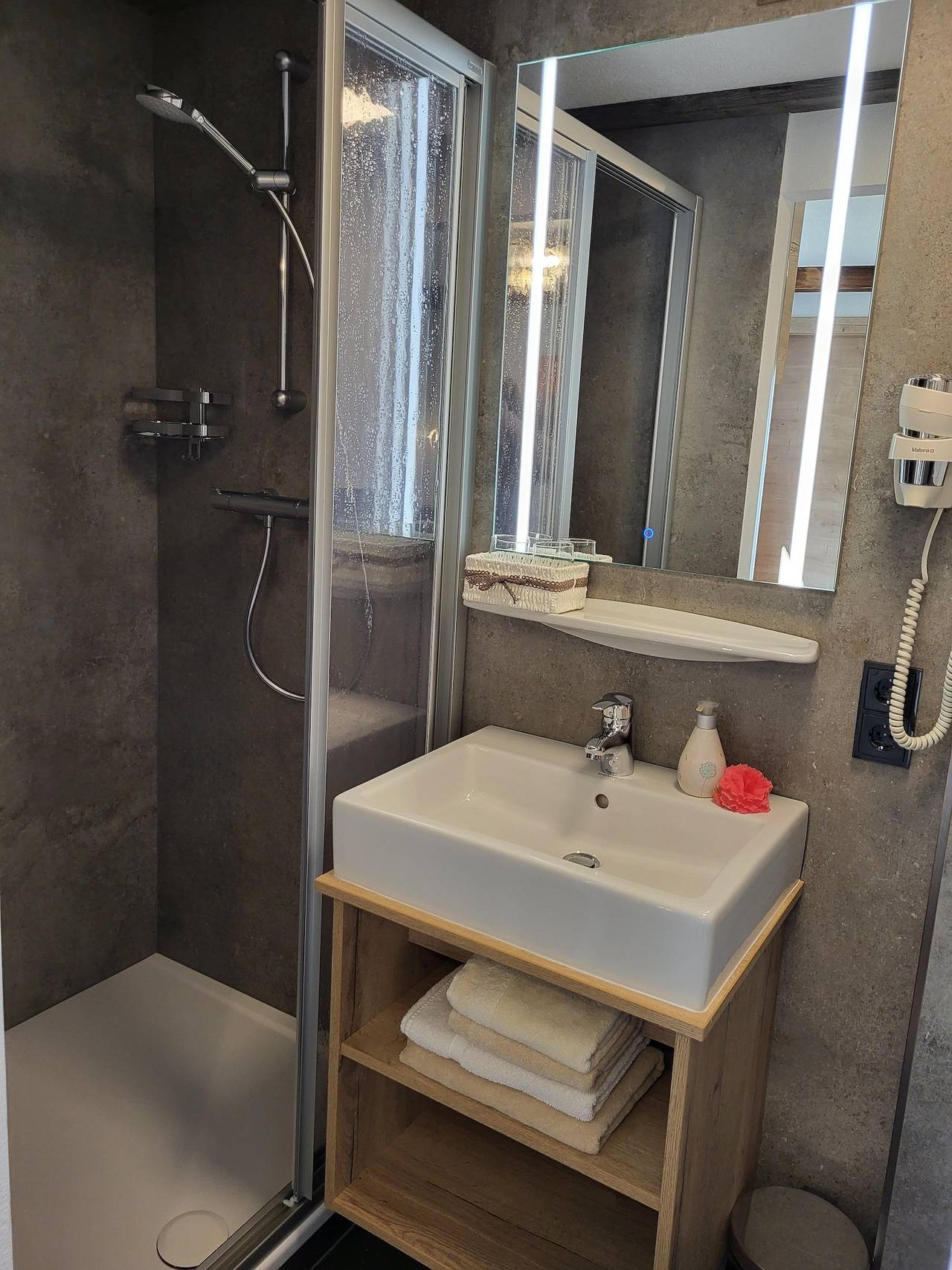 Ganze Ferienwohnung, 2-Pers. Whg., 38 m², No.1; Sonnenaufgang Kurz in Hochfilzen, Saalbach-Hinterglemm