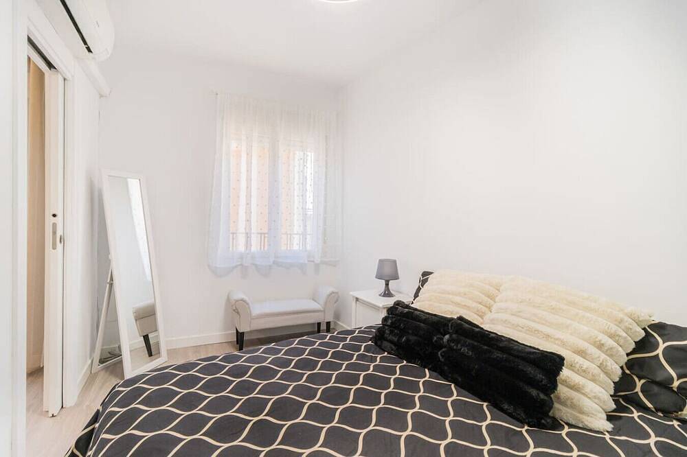 Entire apartment, Stay in Zaragoza`s historic center in Saragossa, Saragossa Province