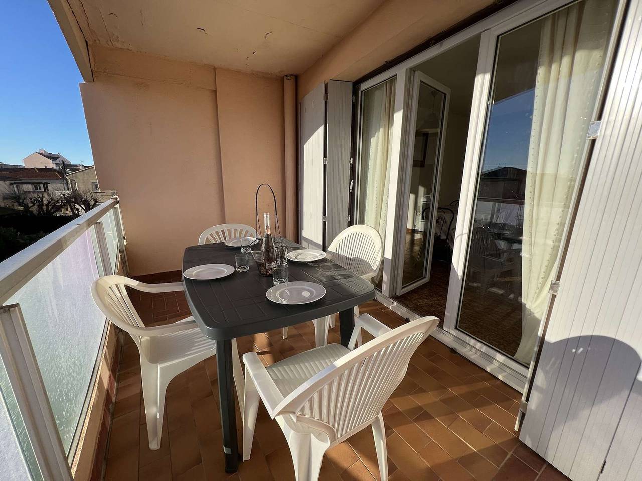 Appartement entier, T2 avec terrasse et parking, proche plage, 4 pers in Valras-Plage, Côte méditerranéenne (France)
