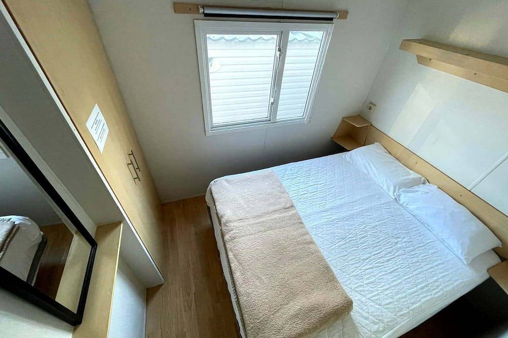 Mobil-home 6 personnes climatisé à la Londe-Les-Maures in La Londe-les-Maures, Parc national de Port-Cros