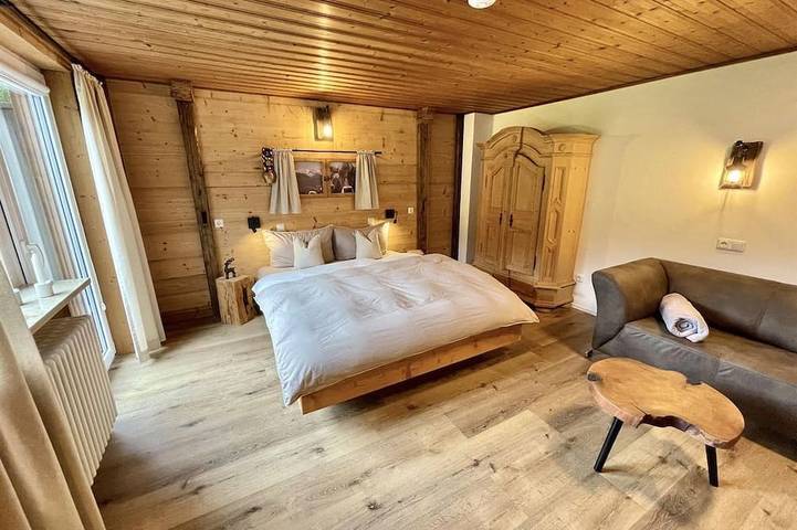 Hütte für 2 Personen, mit Balkon und Garten in Bad Hindelang