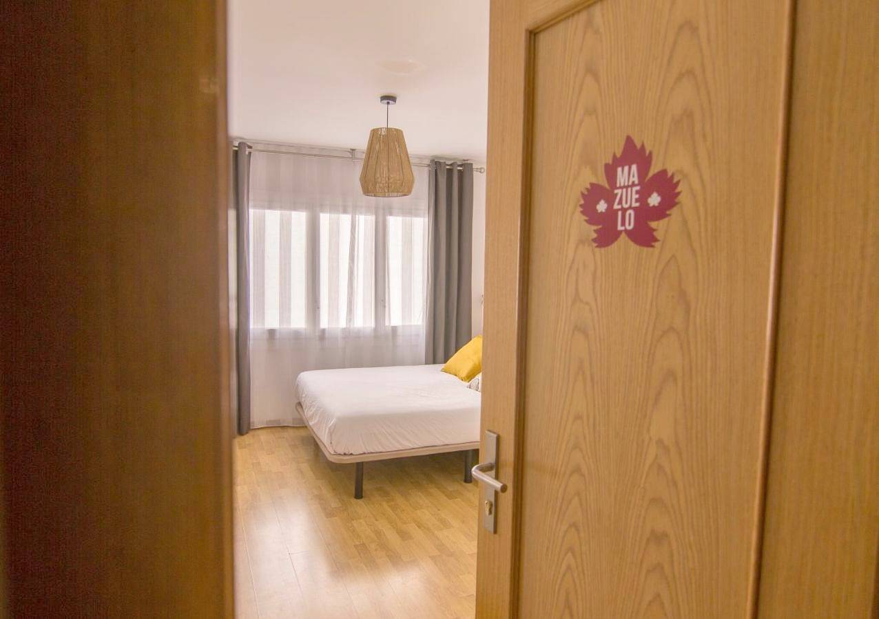 Family Room with Private Bathroom in Haro, Rioja
