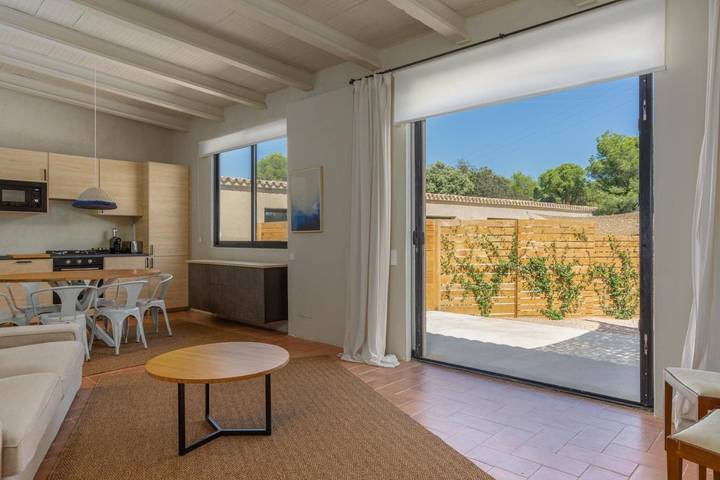 Casa rural para 6 personas, con terraza además de vistas y piscina en Pals - 2