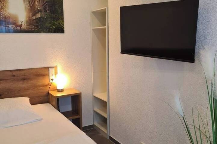 Ganze Wohnung, Wellandhome-Xxl Deluxe-Residenz in Unterrombach-Hofherrnweiler (Ostalbkreis), Aalen