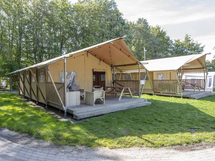 Camping voor 6 personen, with Balkon/Terras and Terras as well as Zwembad in Limburg