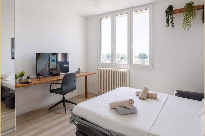 Ganze Wohnung, Chez Gilles I Studio I Ambilly in Ambilly, Saint-Julien-en-Genevois und Umgebung