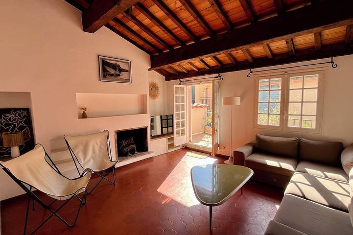 Gîte pour 5 personnes, avec terrasse, animaux acceptés dans Office De Tourisme De Collioure