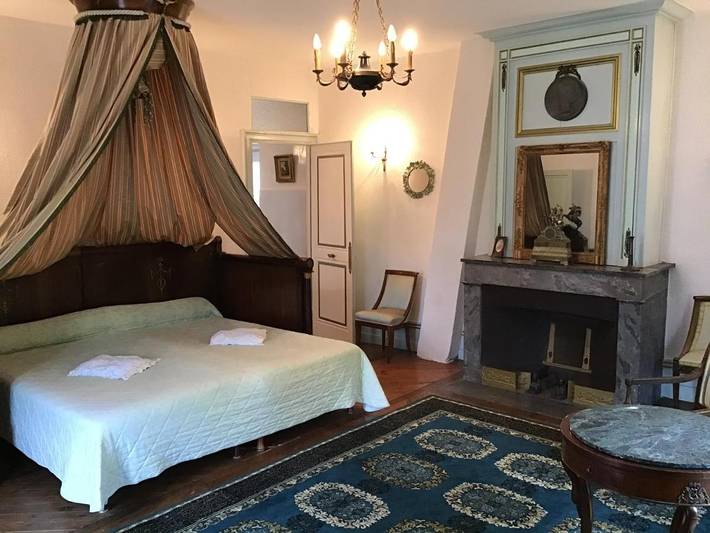 Maison d’hôte pour 2 personnes, avec terrasse et jacuzzi ainsi que jardin et piscine dans Rhône - 3