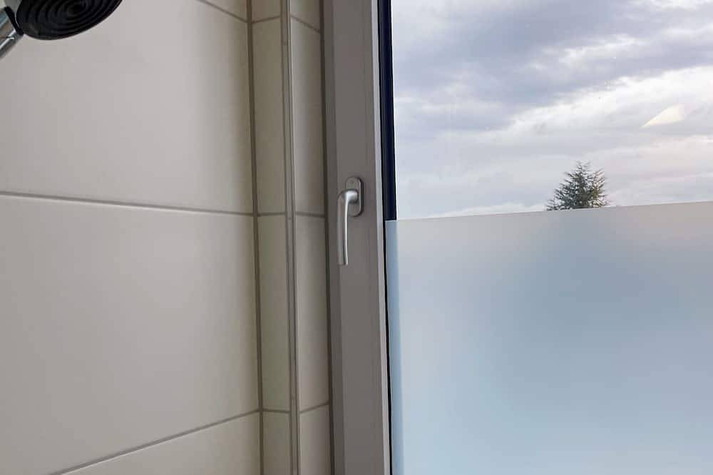 Appartement entier, Appartement refait à neuf avec 3 chambres et pouvant accueillir jusqu'à 6 personnes in Constance, Arrondissement de Constance