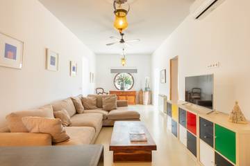 Villa in Santa Eulària des Riu, East Ibiza für 6 