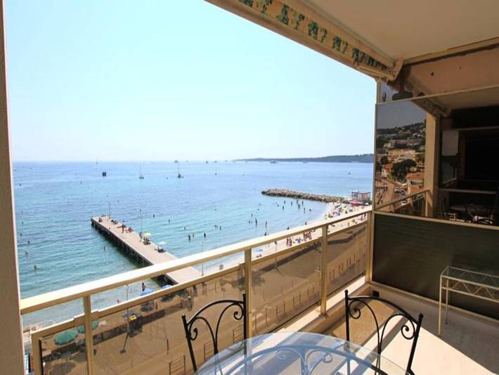 Gîte pour 4 personnes, avec terrasse, adapté aux familles dans Jardins des Hespérides