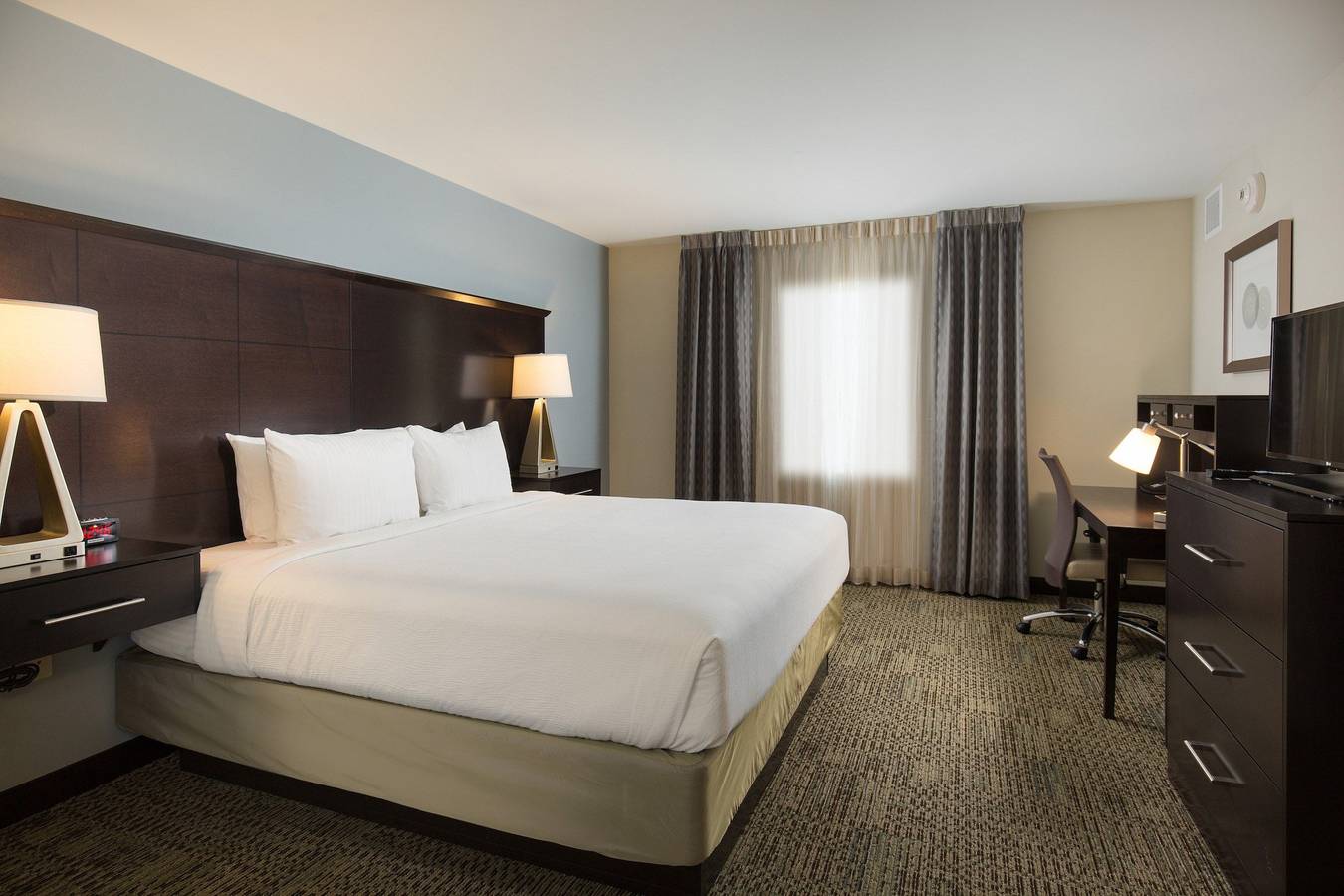 Staybridge Corona South in Corona, Riverside County