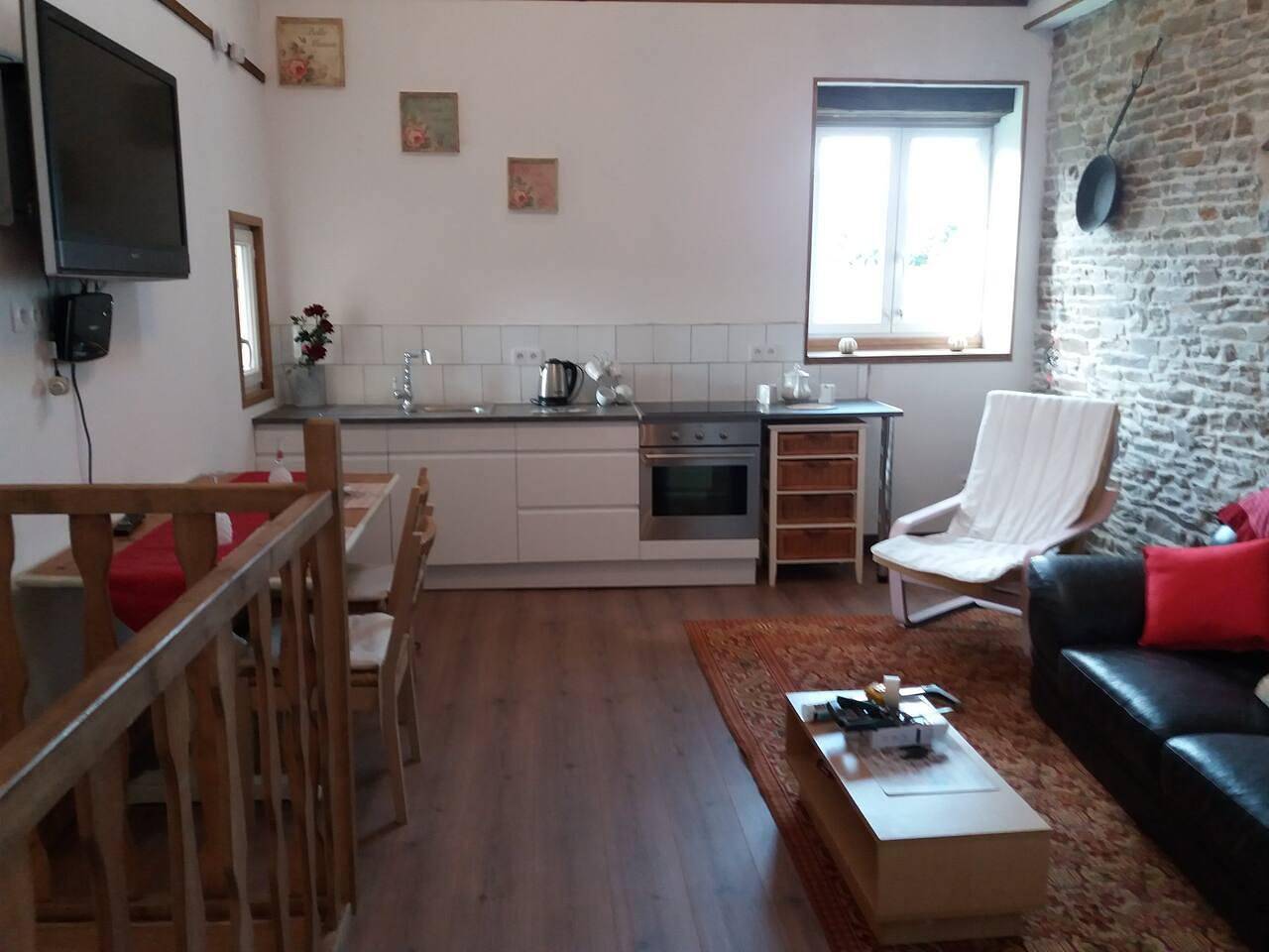 Gîte pour 4 personnes avec terrasse in Mortain-Bocage, Région d'Avranches