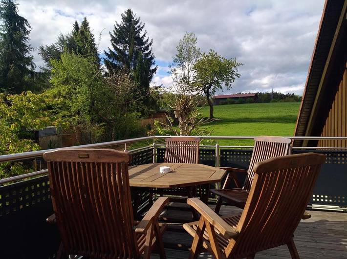 Ferienwohnung für 4 Personen, mit Balkon und Garten sowie Ausblick in Eckersdorf - 2