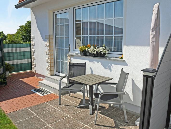 Ganze Ferienwohnung, Ruhig gelegene Ferienwohnungen mit Sonnenterrassen - Ferienwohnung petit mit Sonnenterrasse in Sellin, Rügen