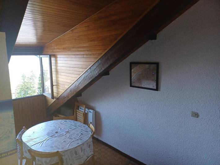 Appartement de vacances pour 5 personnes, avec Terrasse ainsi que Piscine et Vue