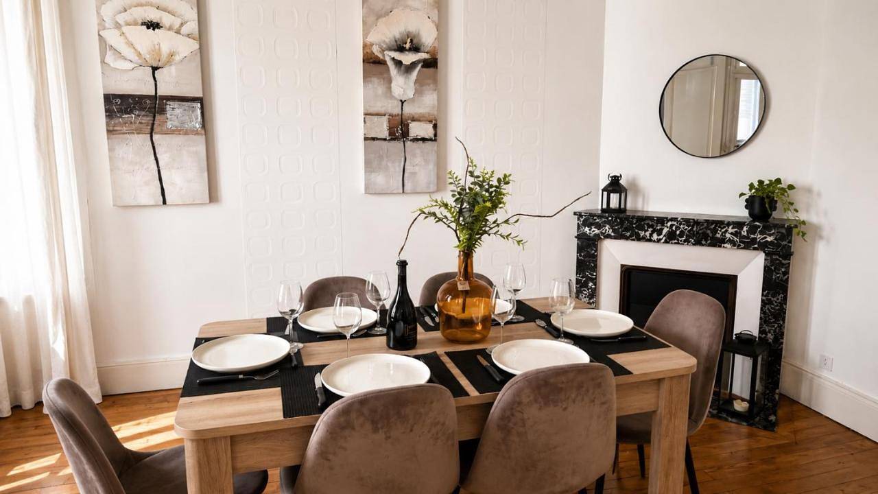 Appartement entier, F4 Cosy Centre Moulins - 3 chambres lits doubles -idéal Famille & Séjour Pro in Moulins, Allier