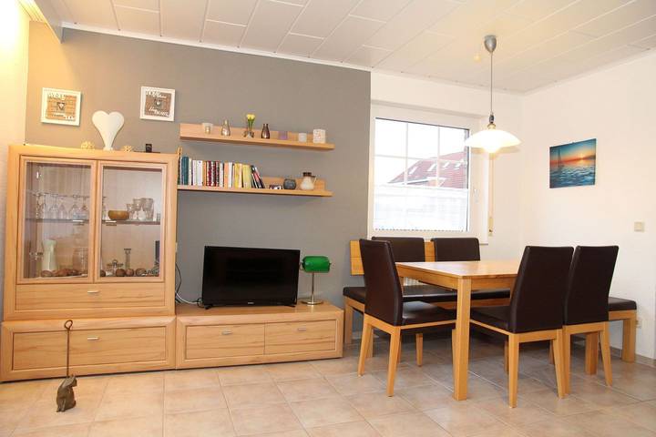 Ferienhaus für 6 Personen, mit Garten in Norddeich - 3