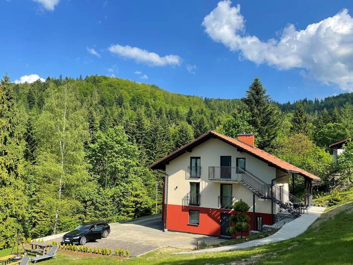 Ferienwohnung für 3 Personen, mit Terrasse und Whirlpool sowie Garten und Sauna in Schlesien