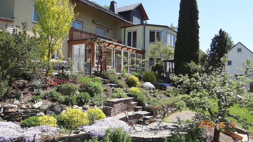 Ferienhaus für 4 Personen, mit Garten und Terrasse