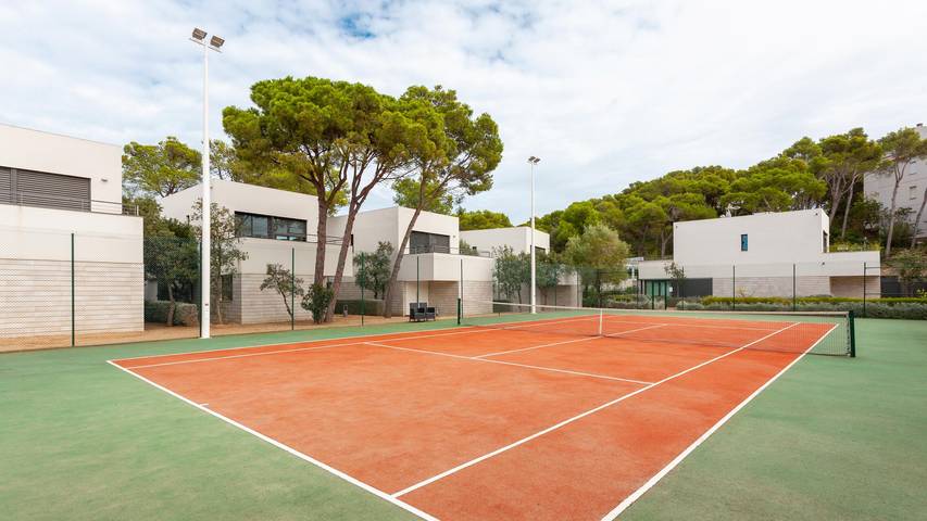 Chalet para 7 personas, con terraza y piscina en Cataluña - 4