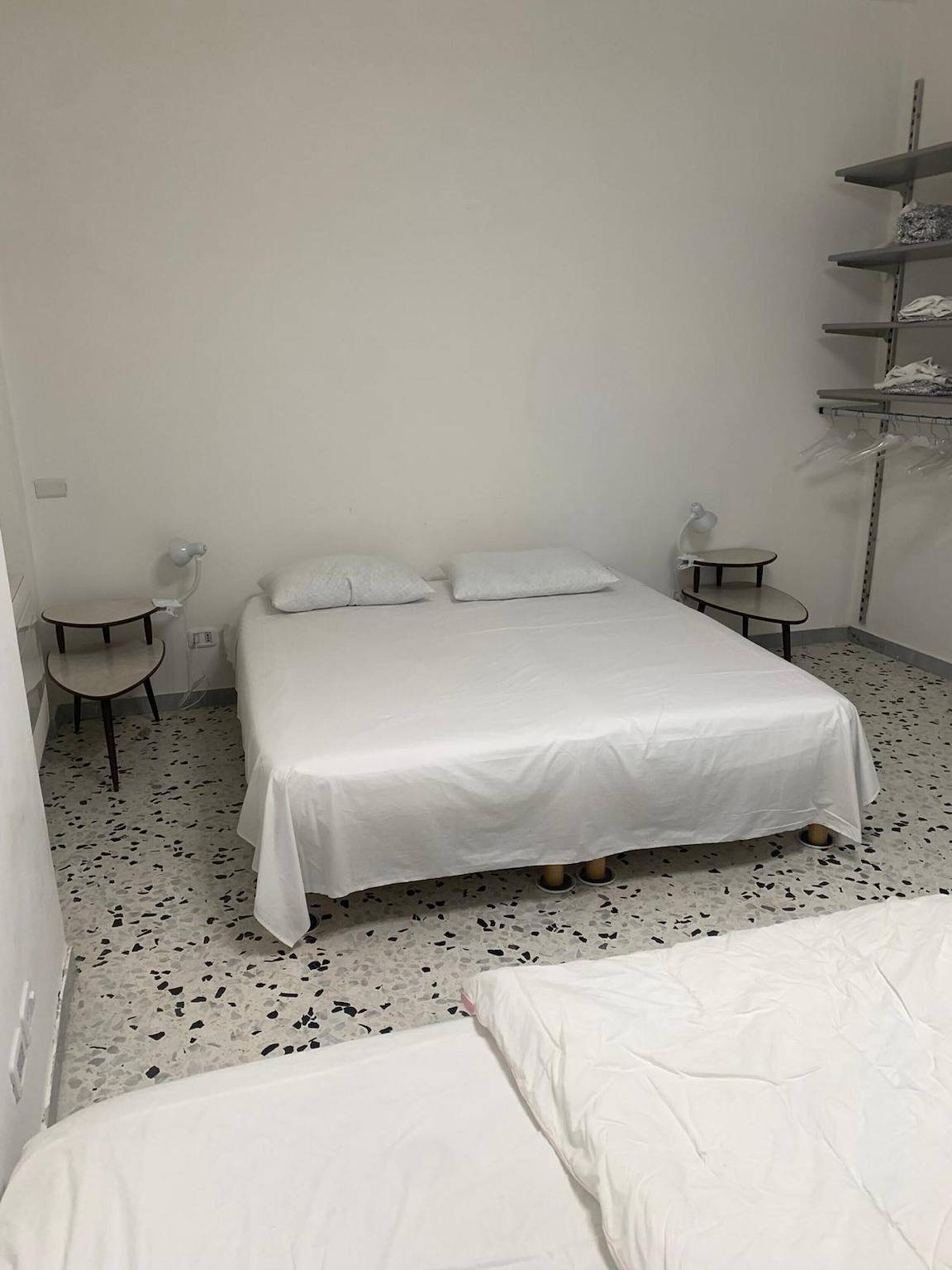 Ganze Wohnung, Ferienwohnung 'Sul Corso' mit Balkon, WLAN und Klimaanlage in Agropoli, Cilento Coast