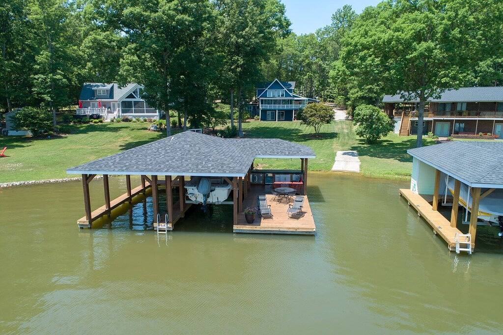 Waterfront, Onsite Private Boat Ramp, Zero Eingang Zum Wasser Im Ruhigen Raum in Lake Gaston