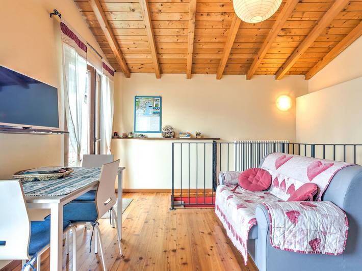 Ferienhaus für 2 Personen, mit Pool und Terrasse sowie Garten am Comer See - 2