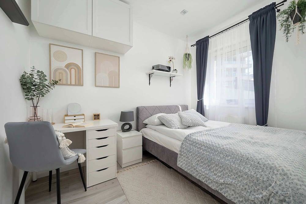 Ganze Wohnung, Stilvolles Apartment für Freunde | Garten, Beamer in Jagodno, Breslau