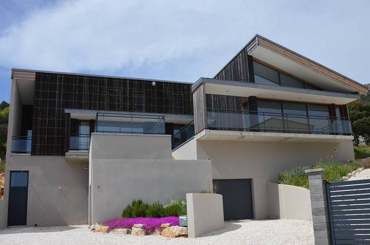 Gîte pour 8 personnes, avec jardin ainsi que piscine et balcon