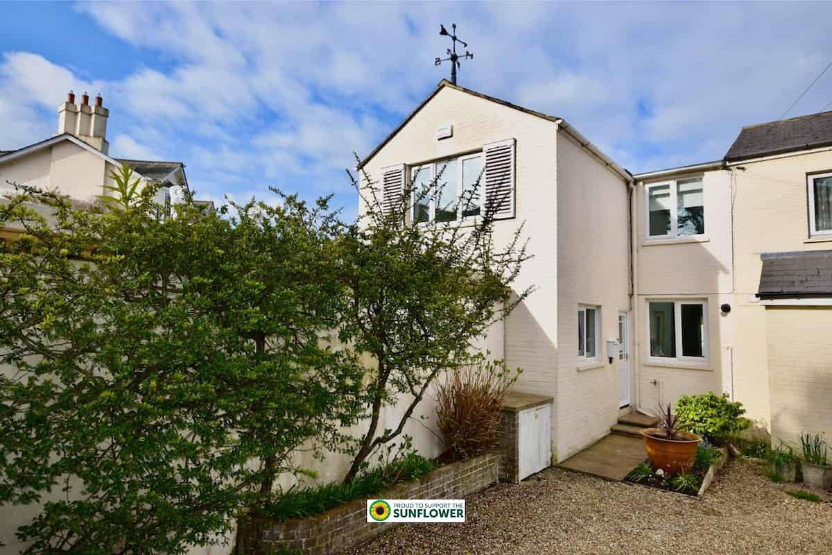 The Cottage a superb family coastal retreat in Bembridge, Isle of Wight