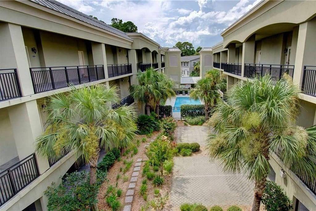 Ganze Wohnung, Beach Air - Free Bikes - Walk 2 Pier Village & Beach in St. Simons Island, Glynn County