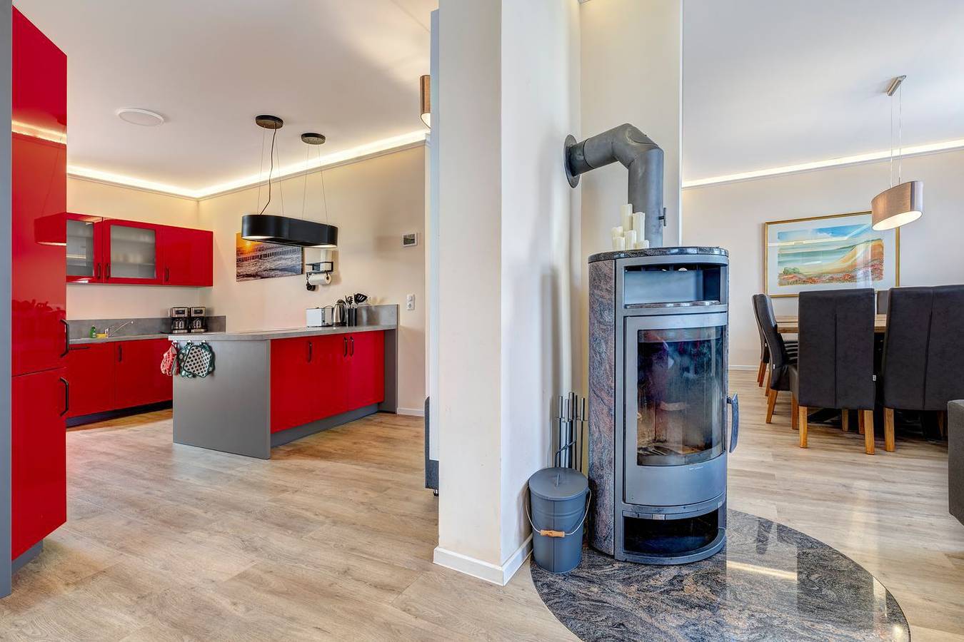 Ferienhaus 300m vom Ostseestrand mit 7 Schlafzimmern, privater Sauna und Kamin. in Koserow, Bernsteinbäder