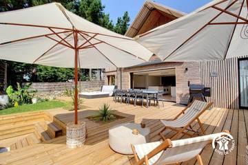 Maison De Vacances pour 14 Personnes dans La Trinité-sur-Mer, Région de Lorient, Photo 1