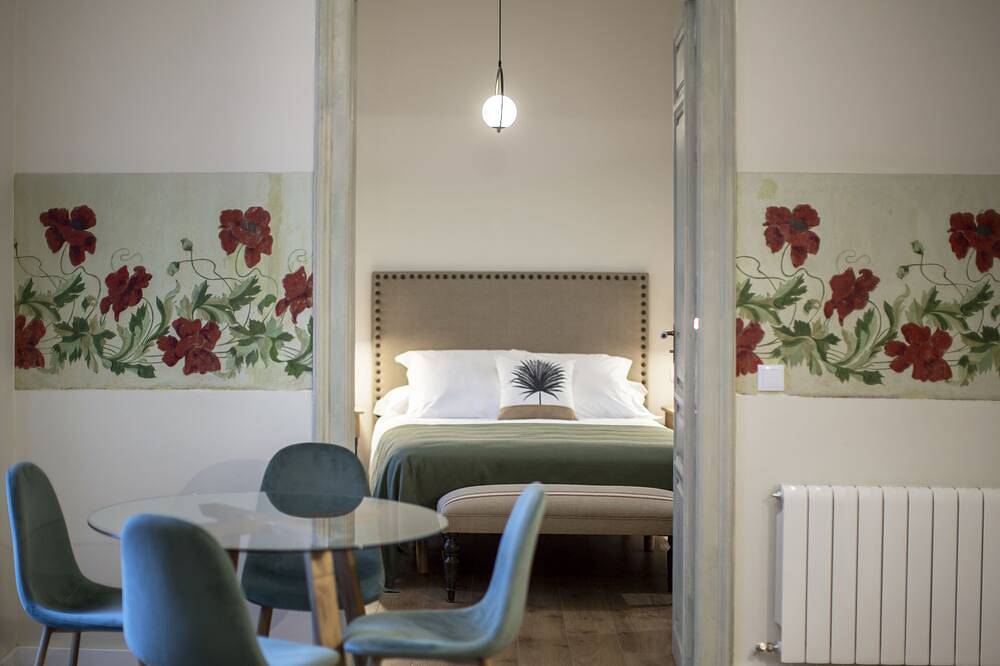 Entire apartment, Petronila 2 Bedroom Apartment in Mérida, Badajoz Province