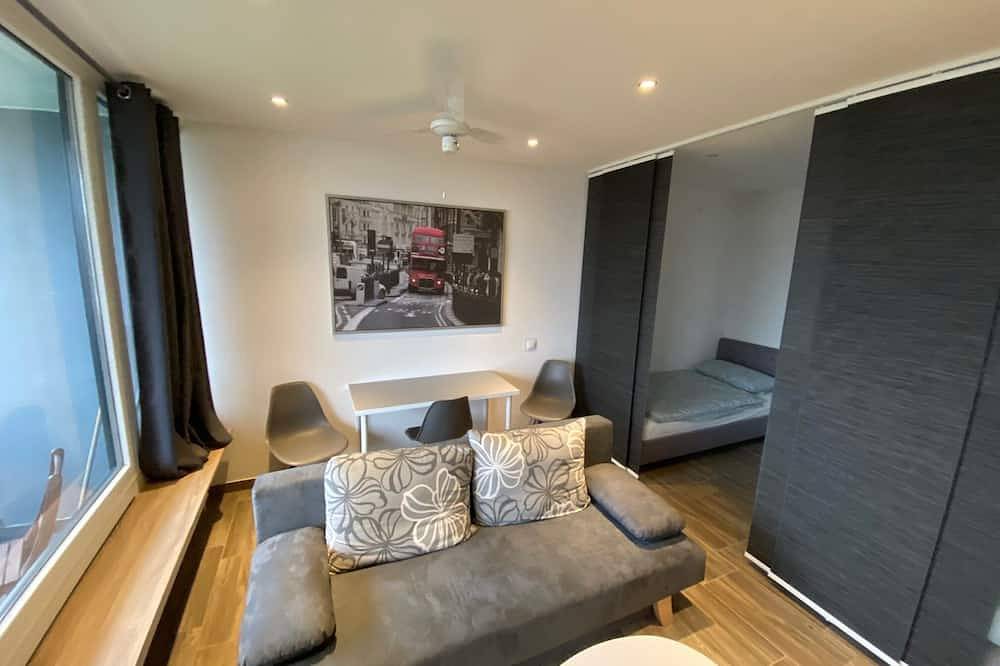 Ganze Wohnung, Modernes Apartment Duisburg bis 3 Personen, mit Balkon für Monteure und Urlauber in Homberg/Ruhrort/Baerl, Duisburg