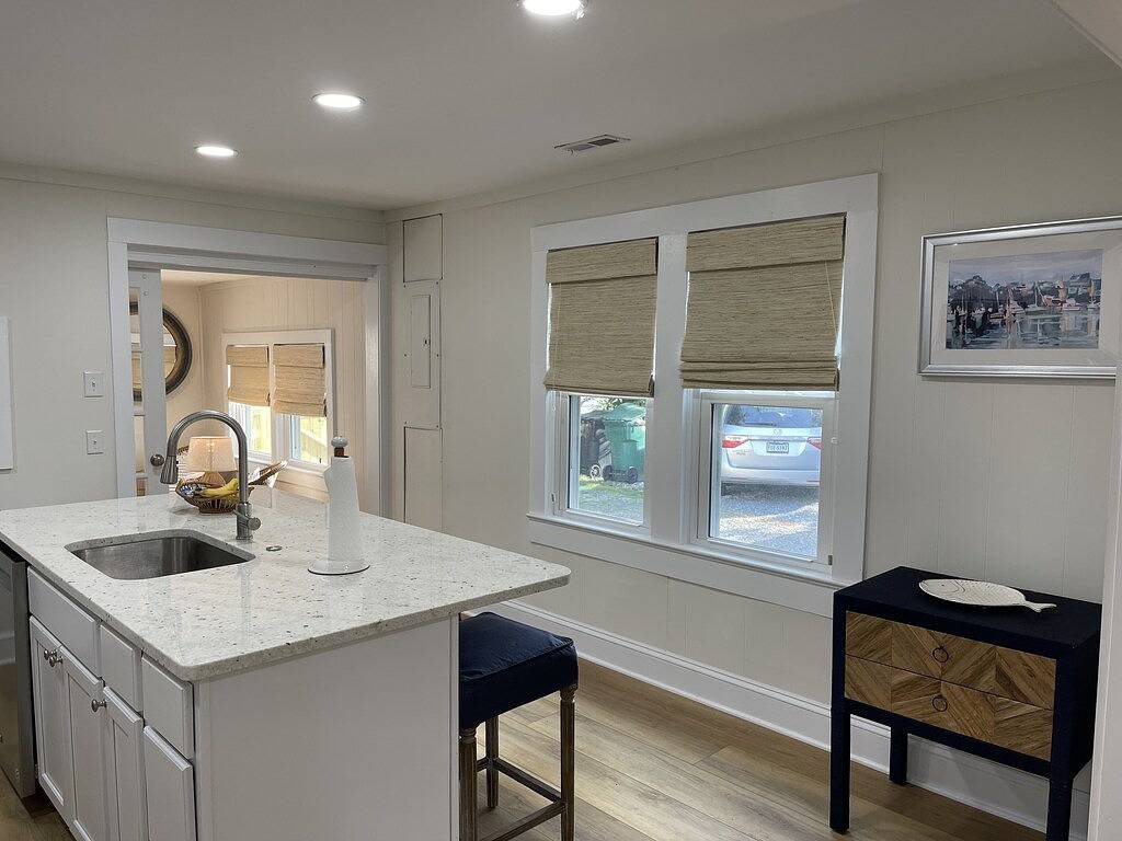 Newly renovated home just steps from the beach! in Cape Charles, Chesapeake Bay